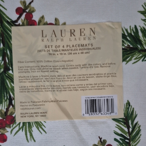 Lauren Ralph Lauren Pine and Berry Placemats. Set Of 4 100% Cotton Double Sided - Picture 3 of 3